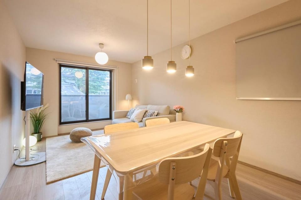 Iriya 10-min Walk Ueno 1 Stop 4BR 14 Guests Villa in Japan