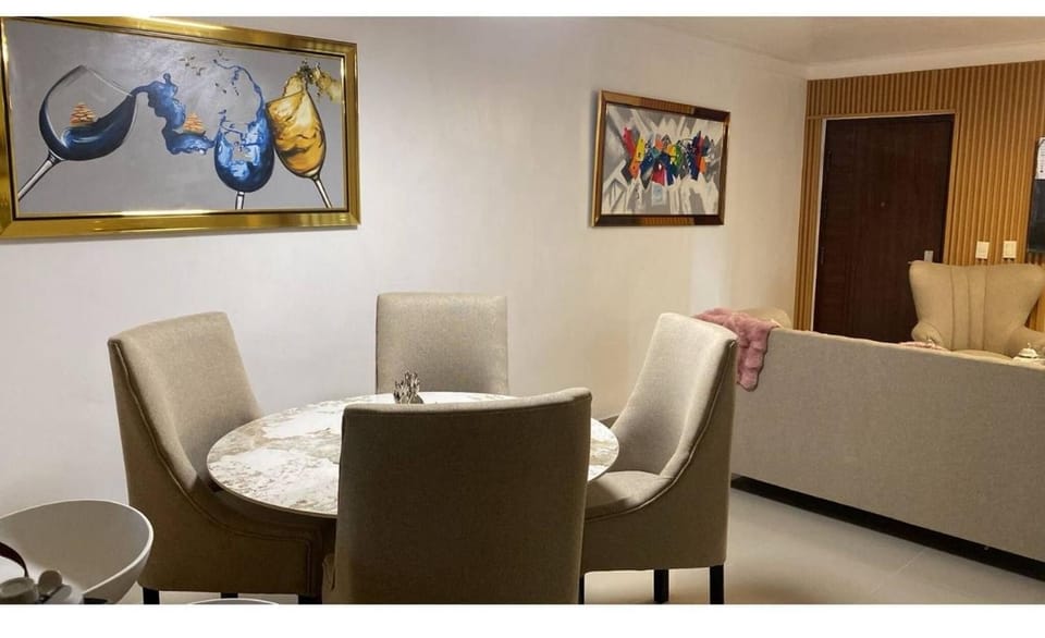 Living room, Decorative detail, Dining area