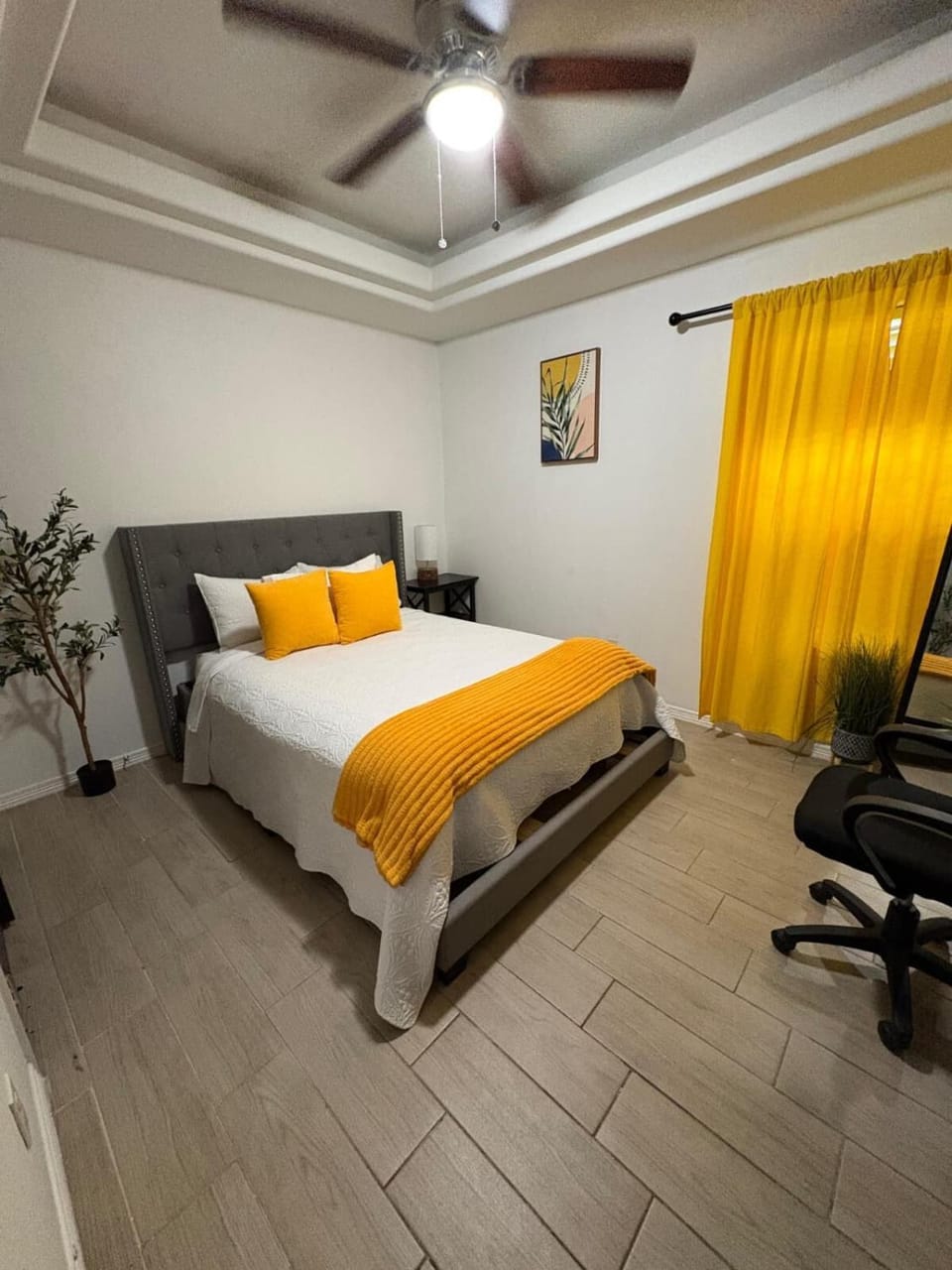 Boho 2 Bed 2 Bath Apartment, Gated, Near Hospitals Apartment in Edinburg