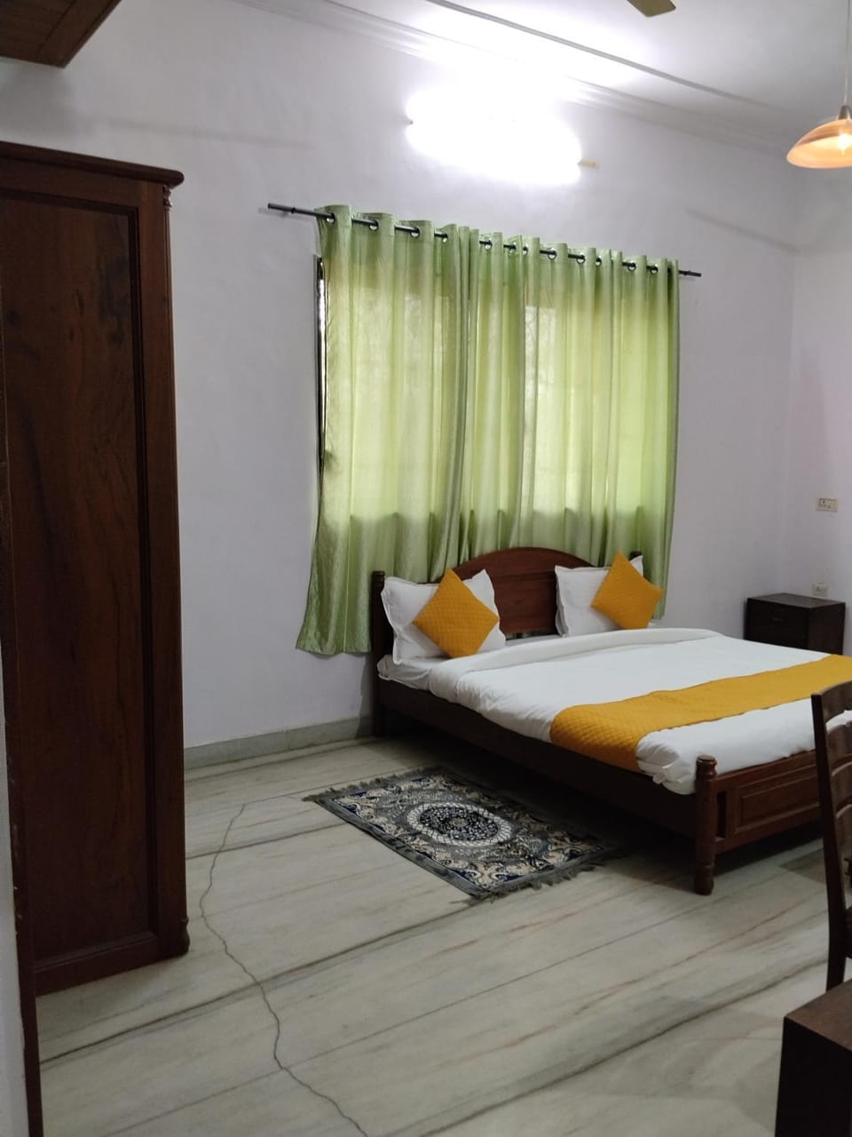 Aatithi Stay Bed and Breakfast in Maharashtra