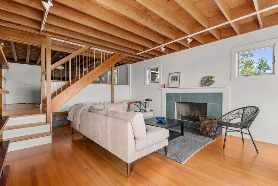Living room, fireplace, furniture