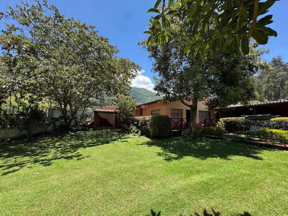 MiniFinquita Ibarra Villa in Ibarra