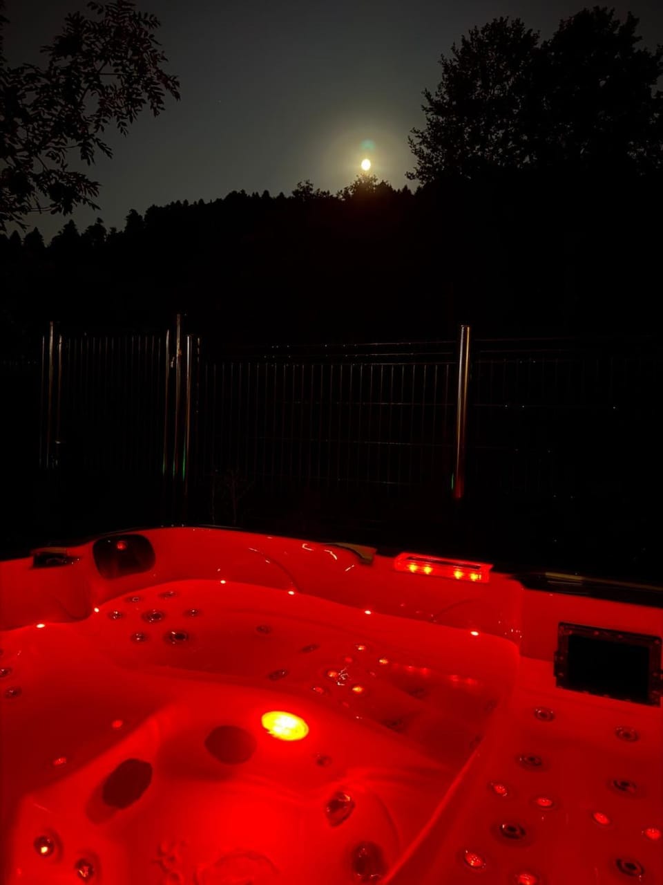 Night, Hot Tub