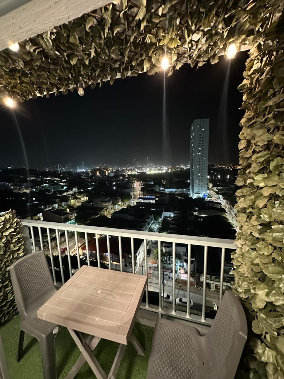 View (from property/room), Balcony/Terrace, City view