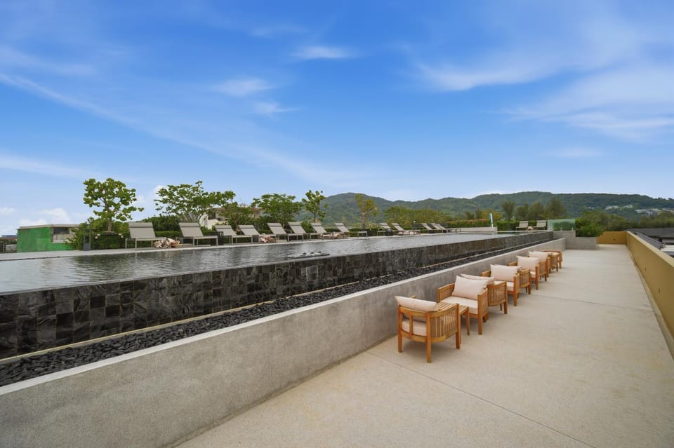Seating area, Swimming pool