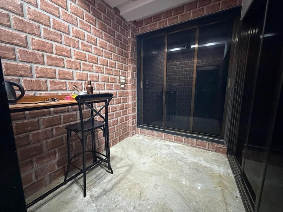 Comfort Cartel - Bollywood Royale Villa in Thane