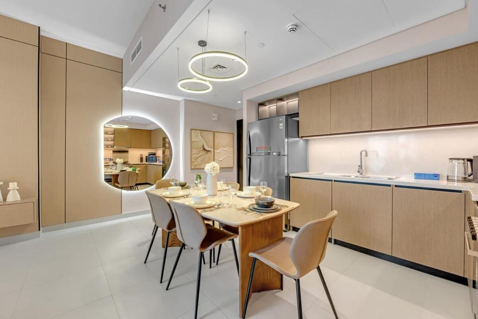 3BR with partial Burj Khalifa views Apartment in Dubai