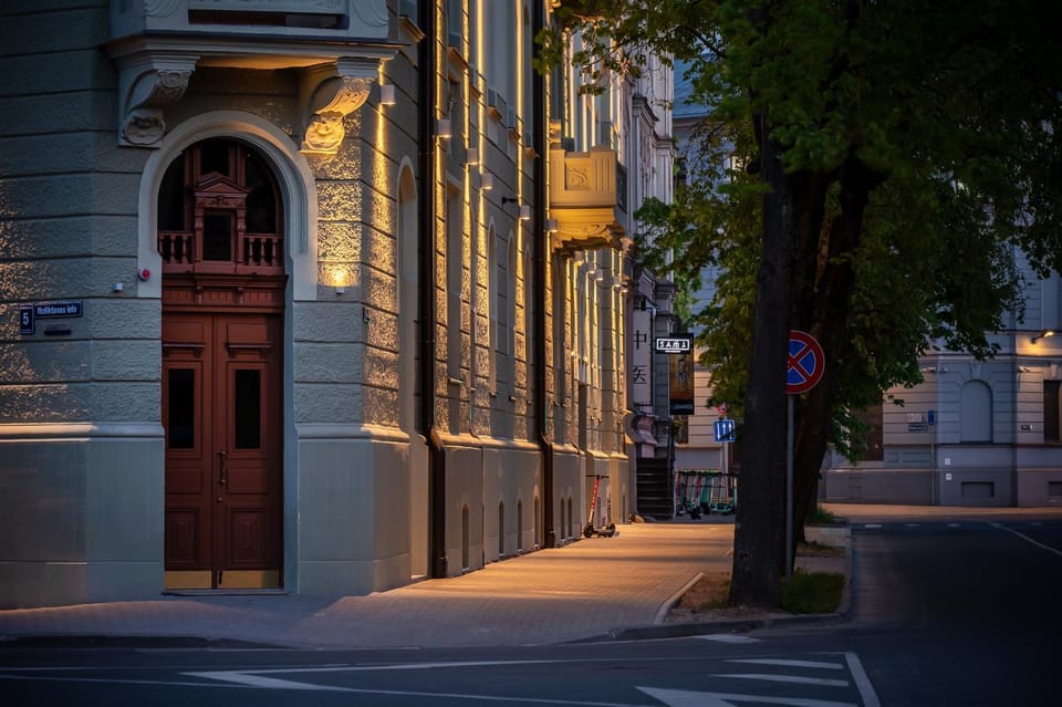 Hide Living Apartment in Riga