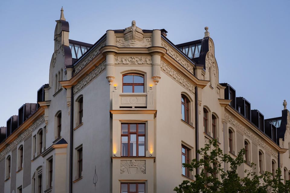 Hide Living Apartment in Riga