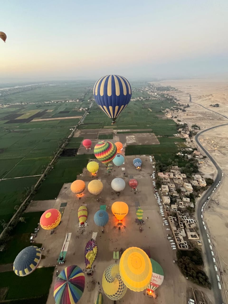 Nearby landmark, Natural landscape, Activities