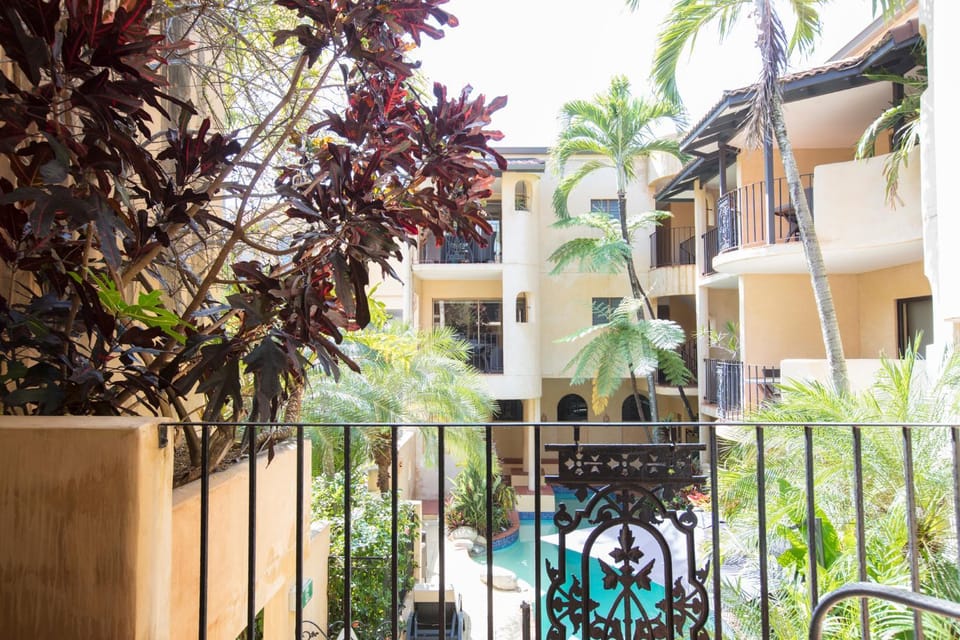 Property building, View (from property/room), Balcony/Terrace, Inner courtyard view