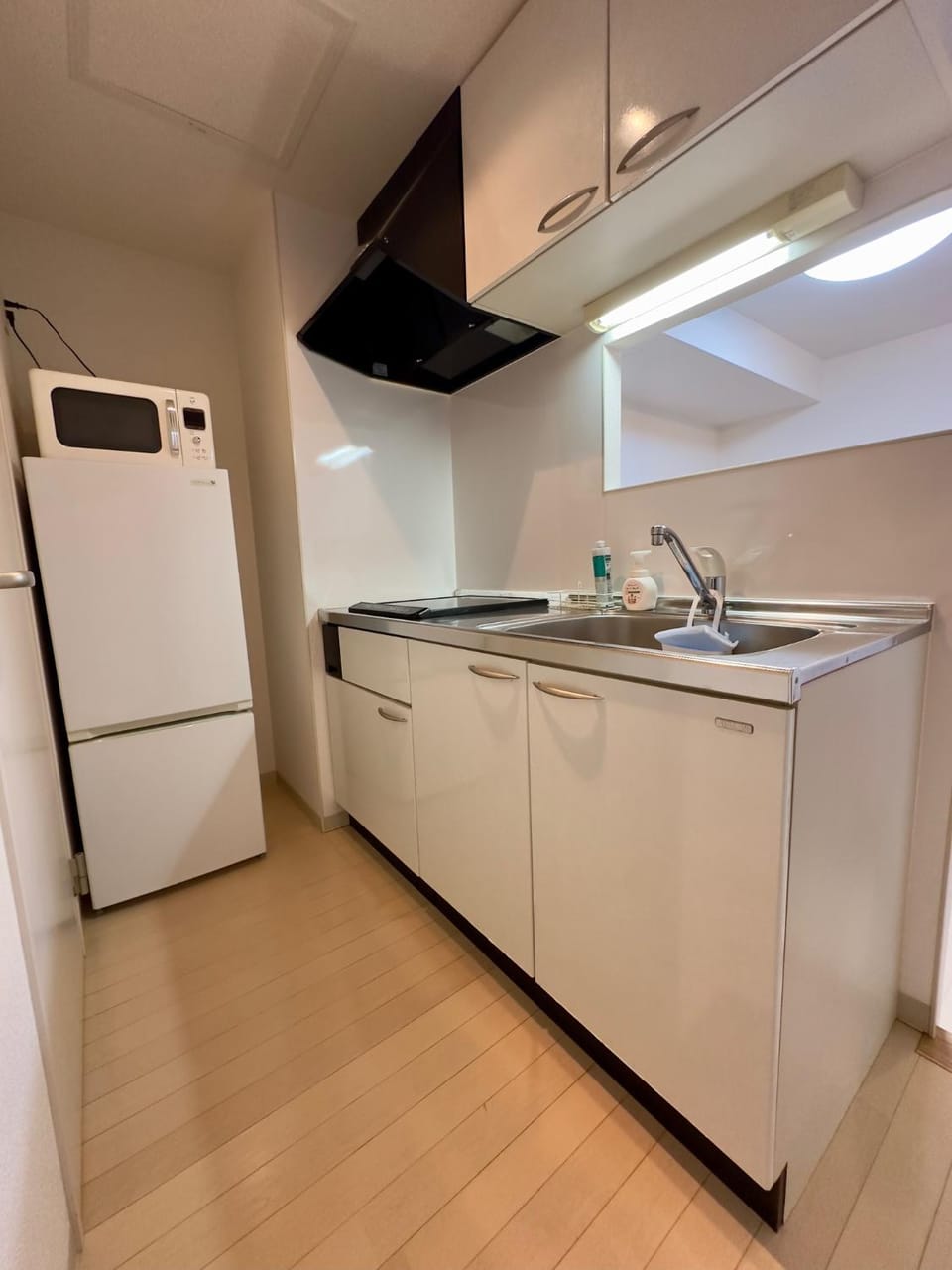 507札幌駅と大通駅徒歩圏内の最大3名滞在可能なきれいなお部屋ネット無料 Apartment in Sapporo
