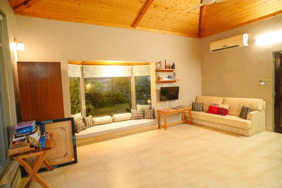 The River Trail Cottage by The StayCationer House in Uttarakhand