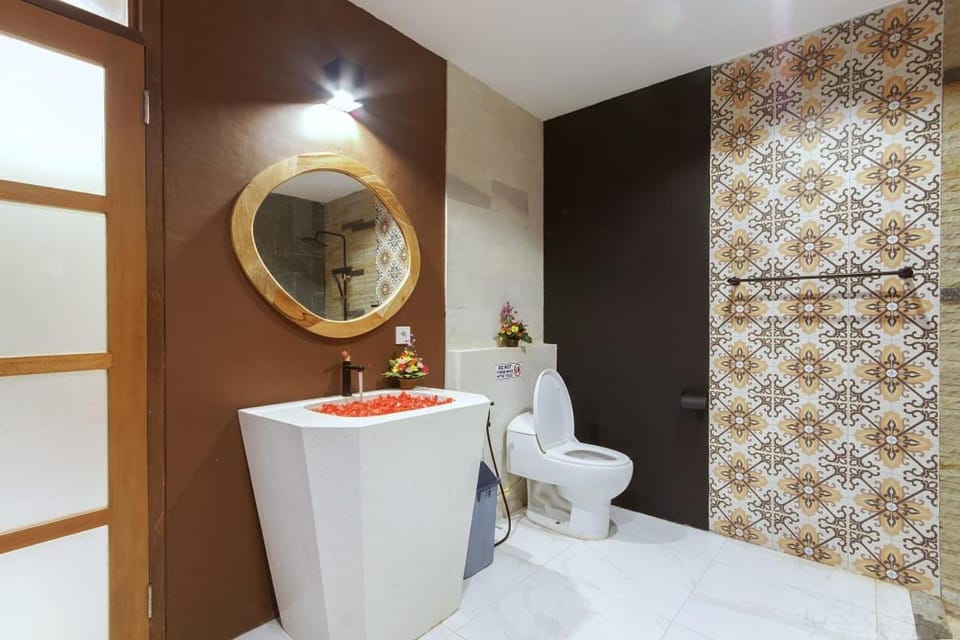 Toilet, Bathroom