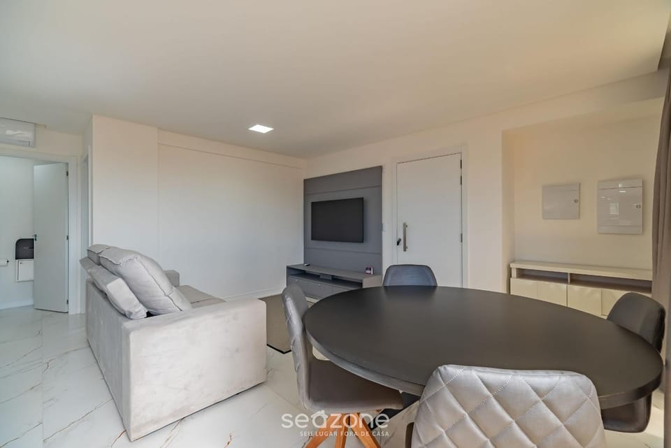 TV and multimedia, Living room, Dining area