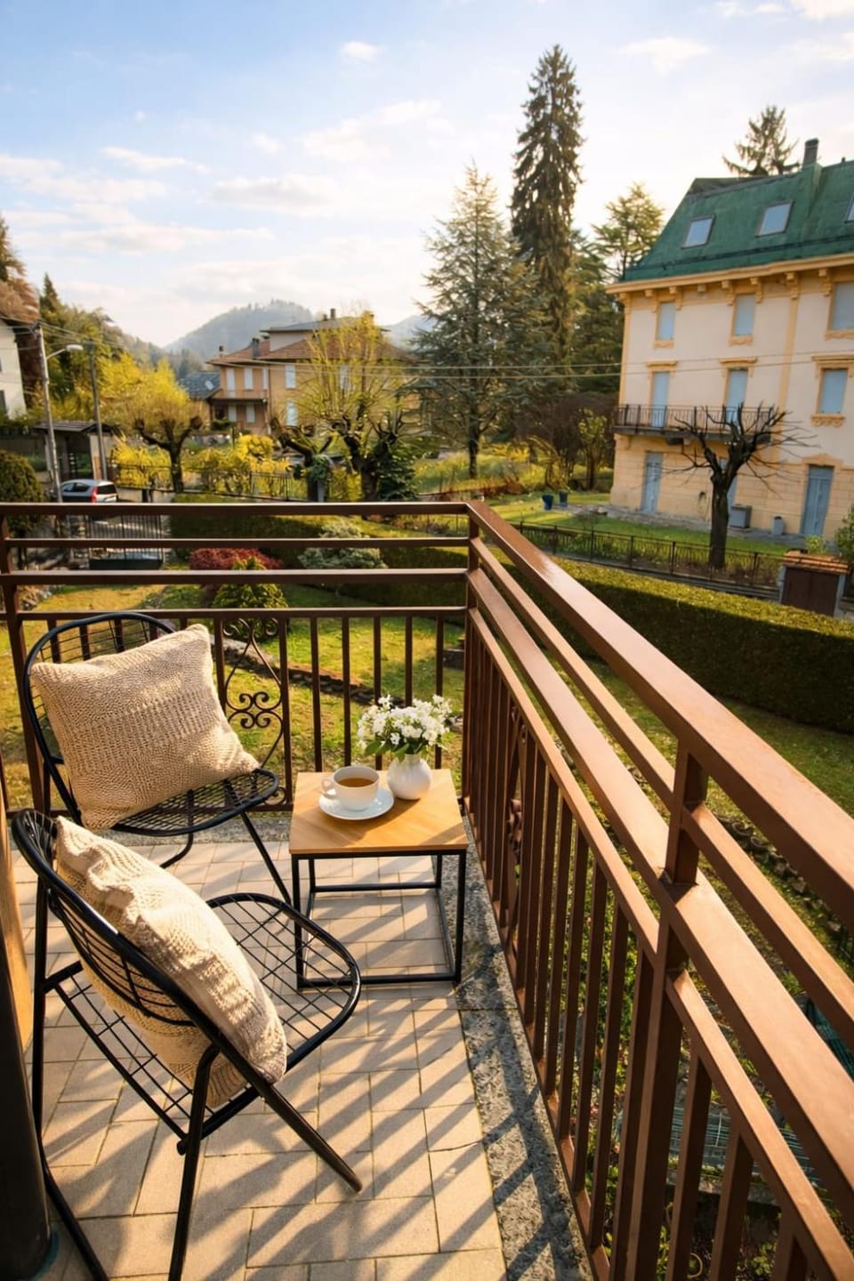 Magnolia - Garden & Mountain Escape for 5 House in Lugano
