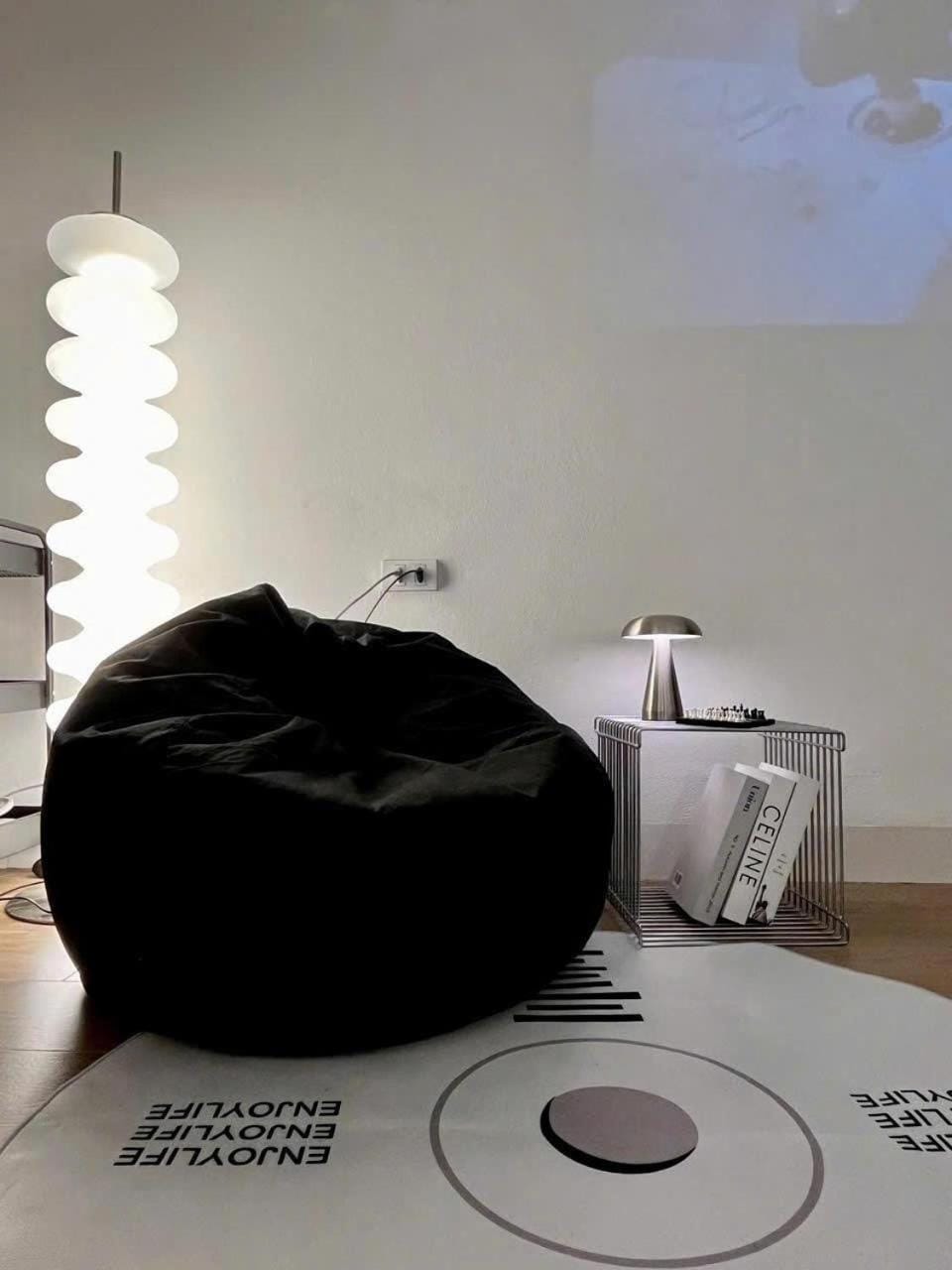 Light Home Apartment in Hanoi