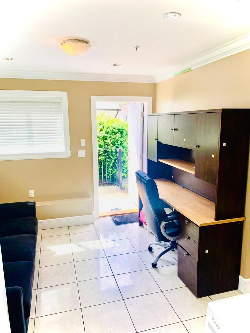 Entire Home Serene 2BR 2BA Stay Near Park, Transit & Shops House in Vancouver