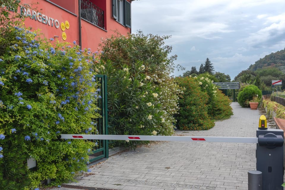 Facade/entrance, Parking