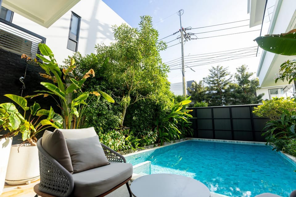 Natural landscape, Garden view, Pool view, Swimming pool, sunbed