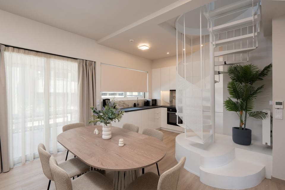 Dining area, Dinner, kitchen