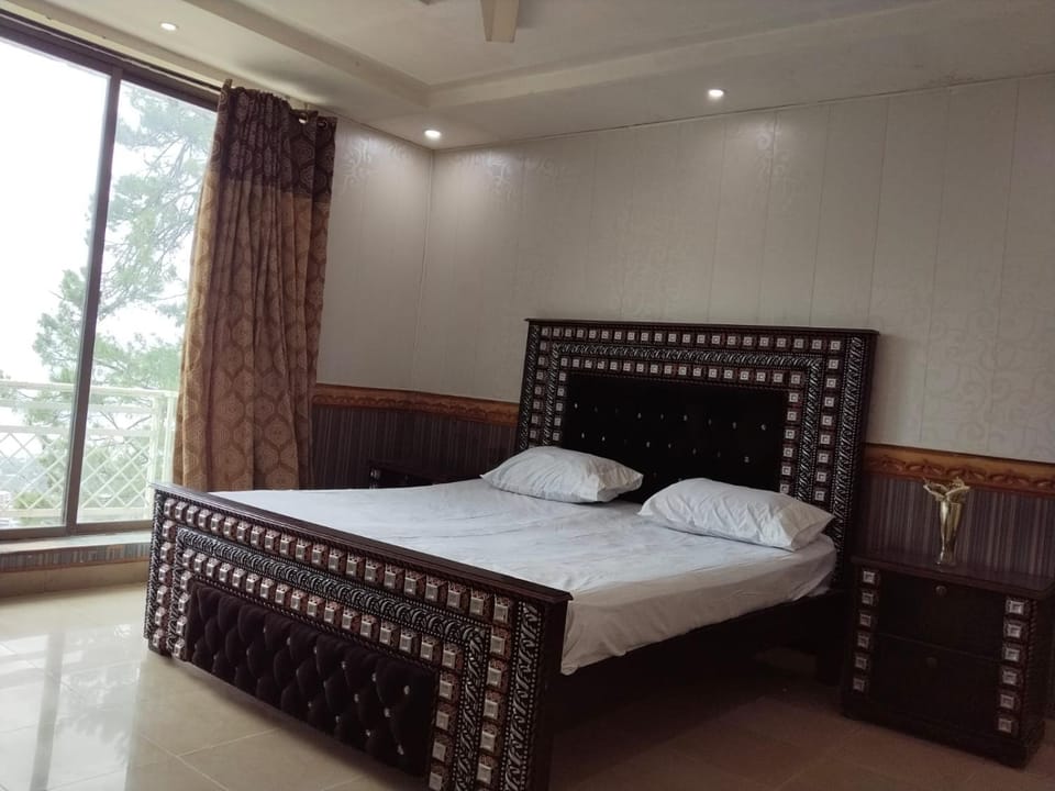 Sardar Heights, apartment 1, first floor Apartment in Punjab