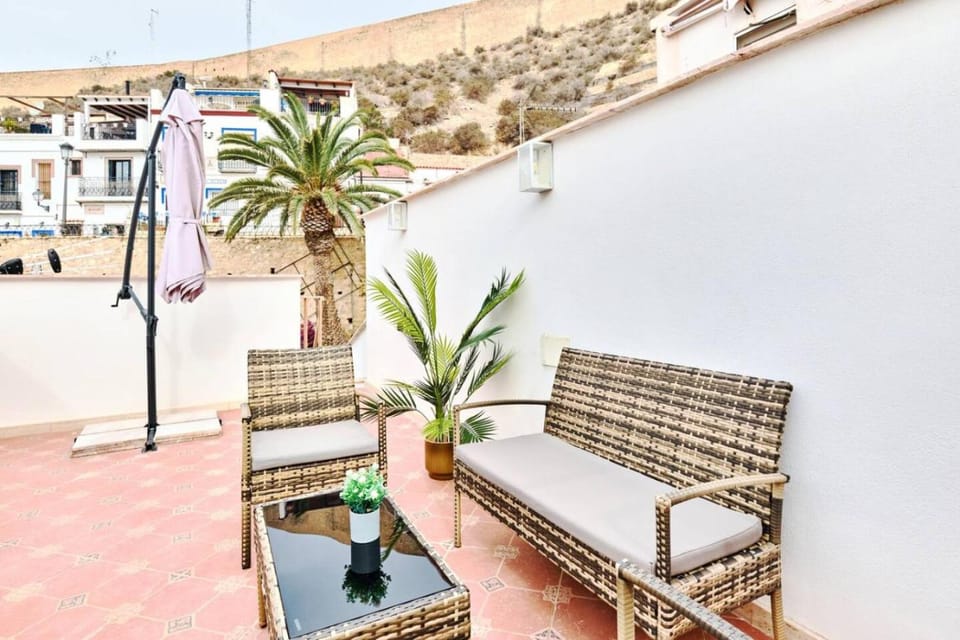 Secret Diamond Santa Cruz Dual Terrace WiFi AC House in Alicante