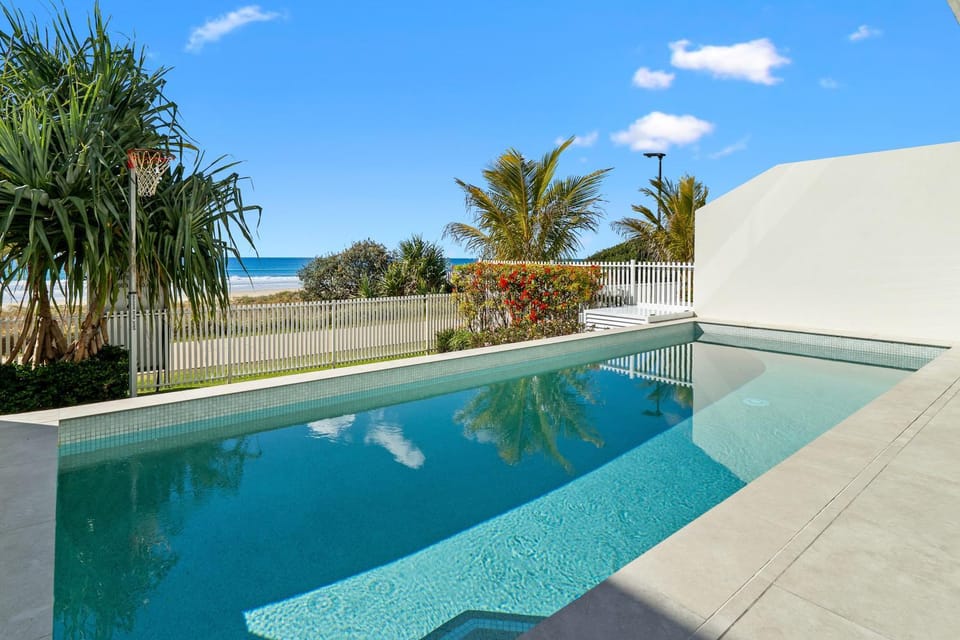 Aurum - derived from the Latin word for Gold Apartment in Gold Coast