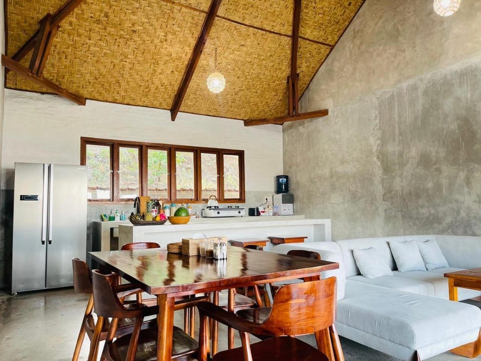 The Villa Indah Areguling Nature lodge in Pujut