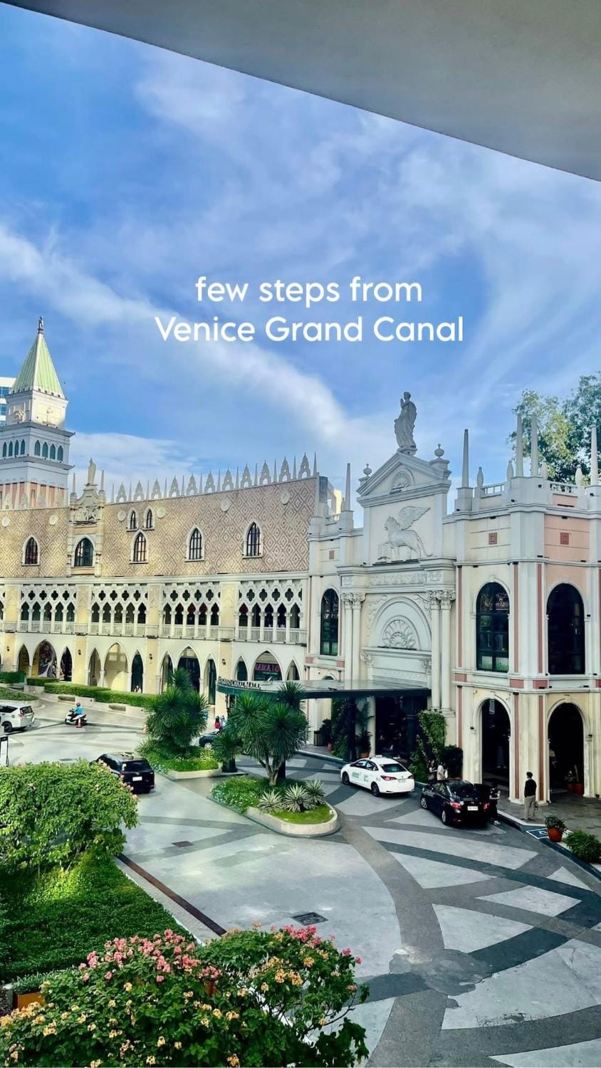 Nearby landmark, Landmark view