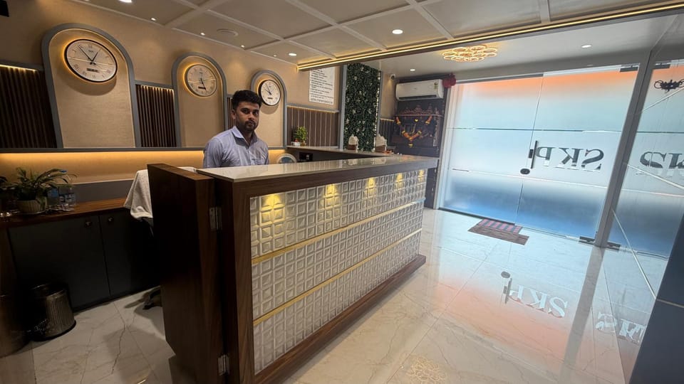 Staff, Lobby or reception