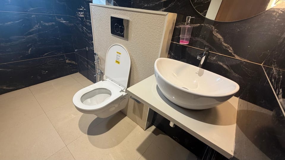Toilet, Bathroom