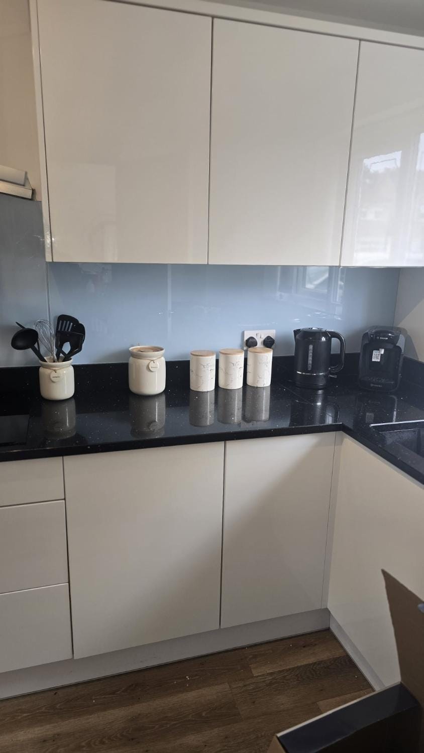 Luxury 4 Bed Hot Tub House House in Derby