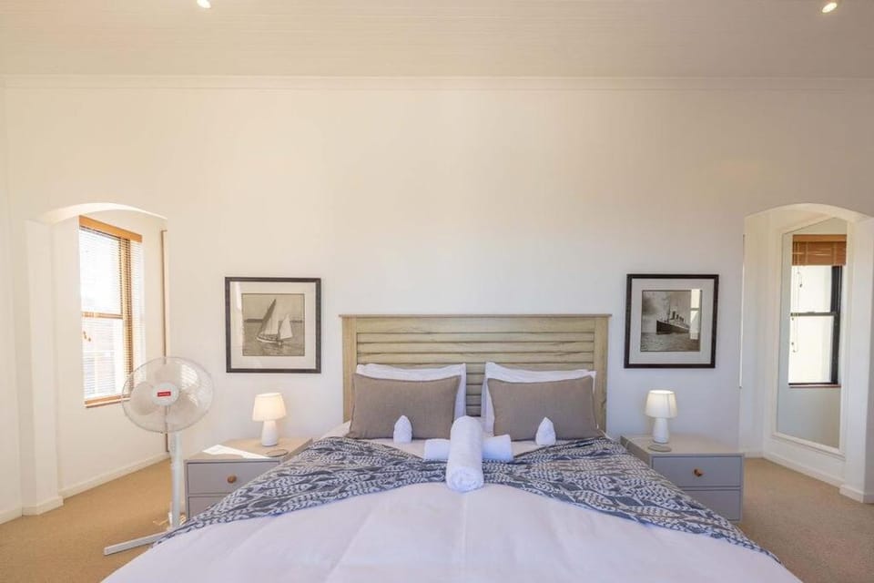 Ocean Mooring Beach House - 14 Sleeper House in Port Alfred