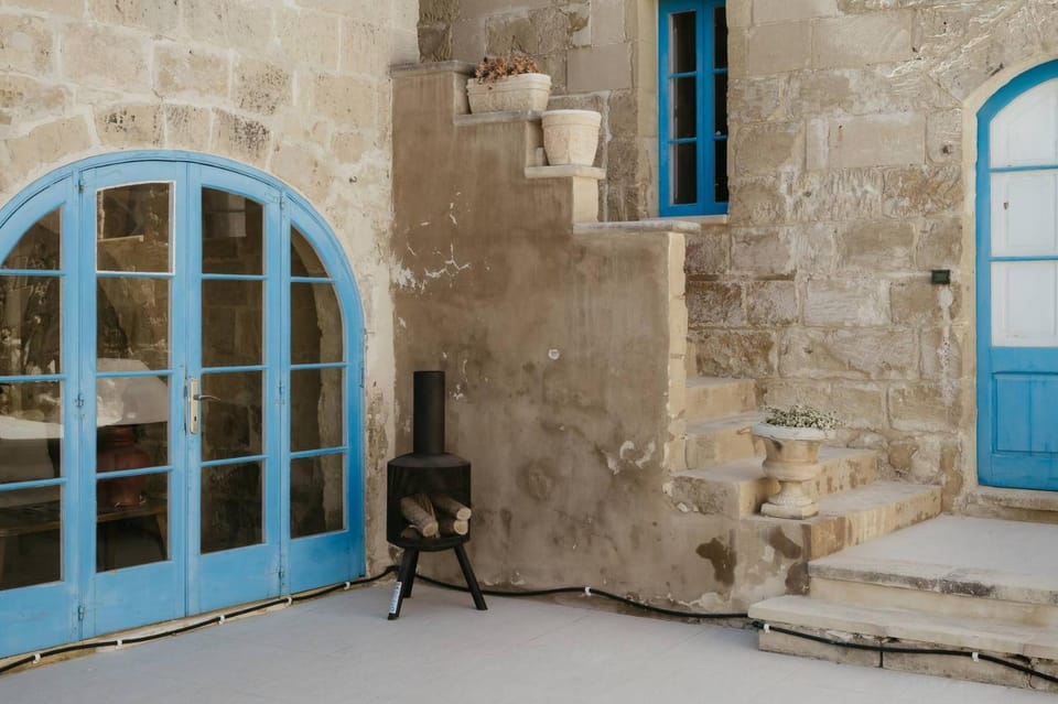 Inner courtyard view