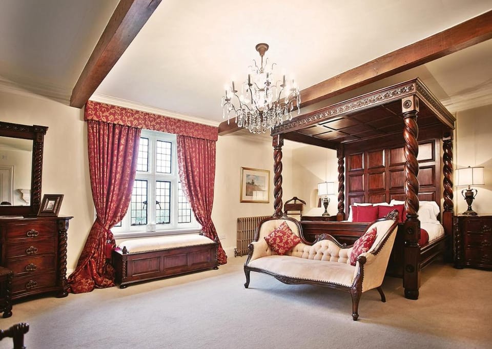 16th Century Manor House near the Suffolk Coast House in Suffolk Coastal District