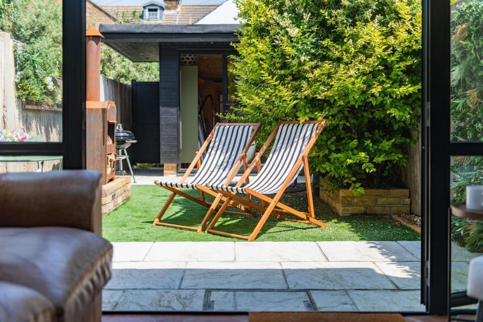 Garden, Garden, sunbed