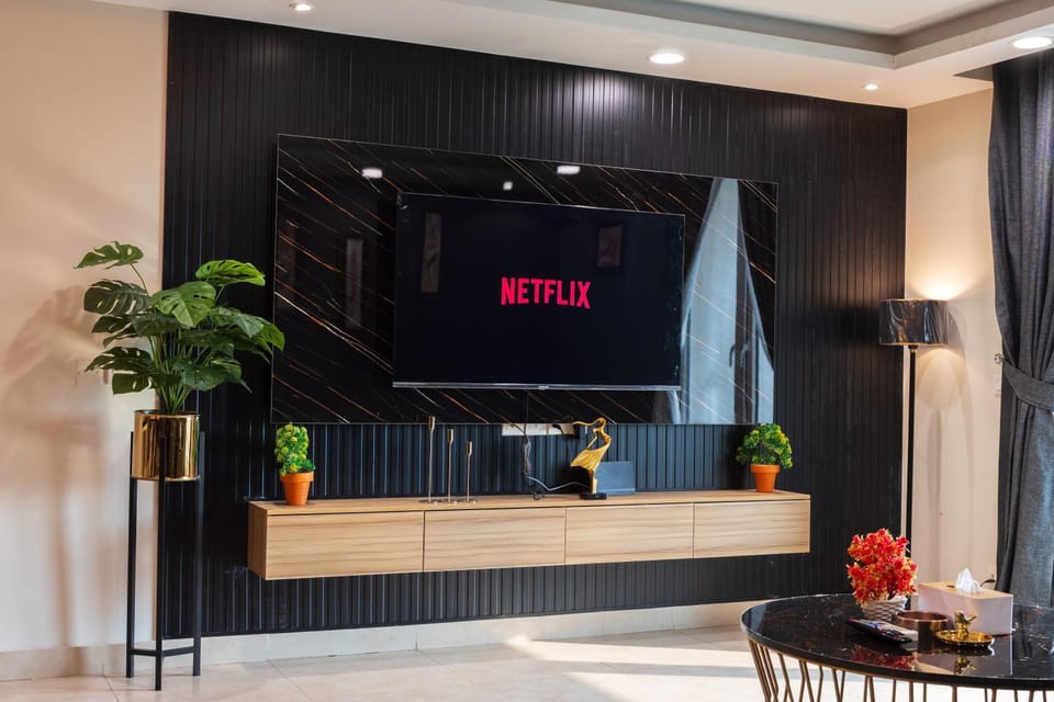 Communal lounge/ TV room, TV and multimedia, Evening entertainment