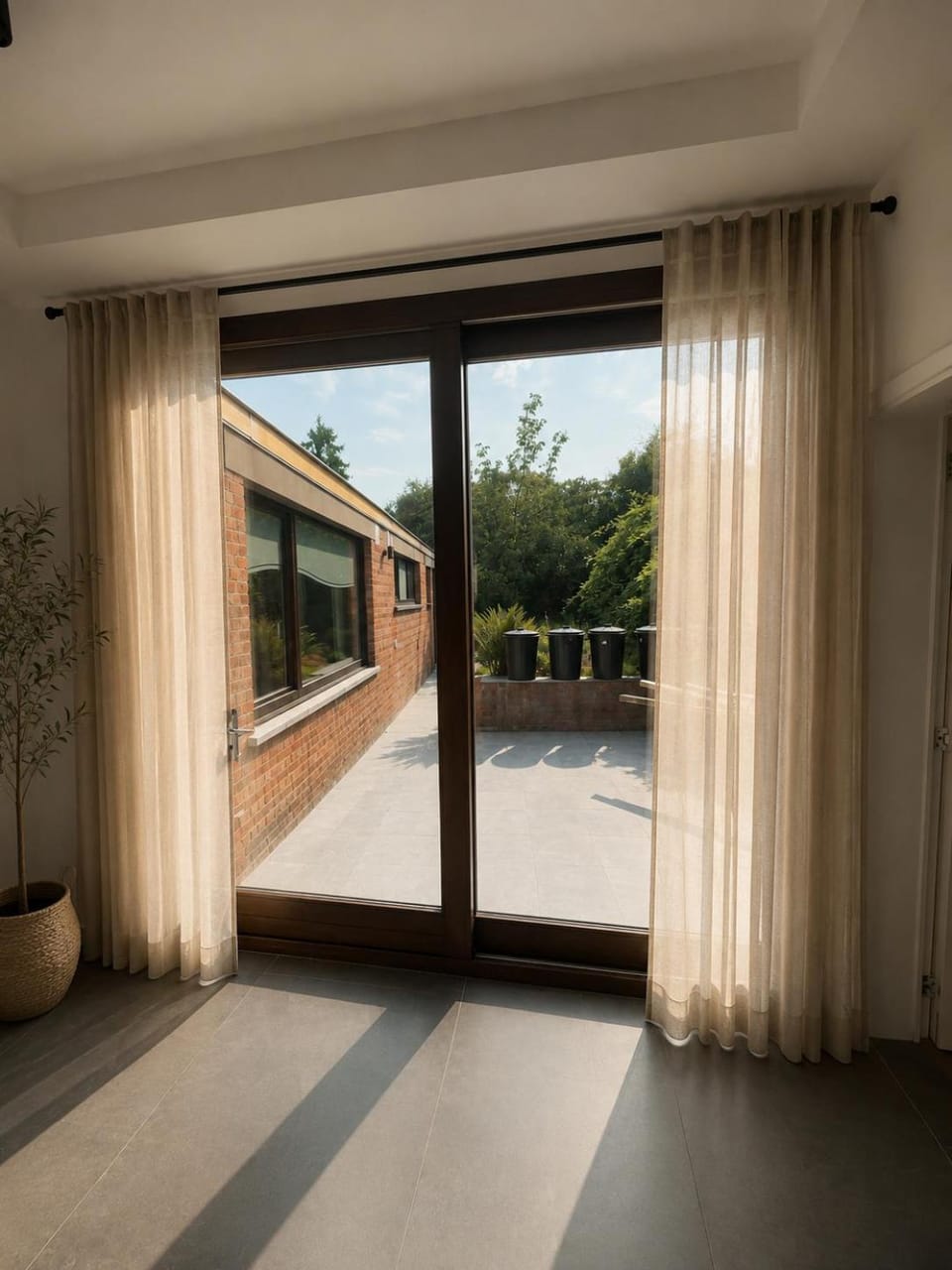 Appart rez chaussée avec jardin Apartment in Belgium