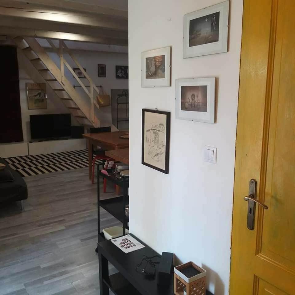 Cuki ház a Szent György hegy lábánál House in Hungary