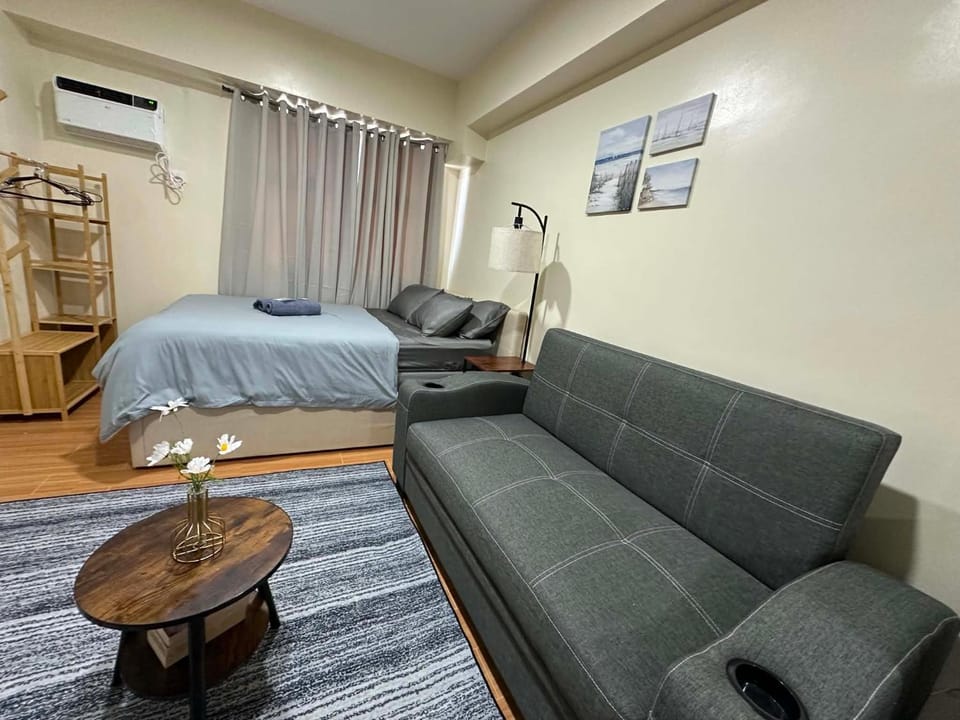 Lj's All-New Studio Getaway Near Airport Apartment in Lapu-Lapu City