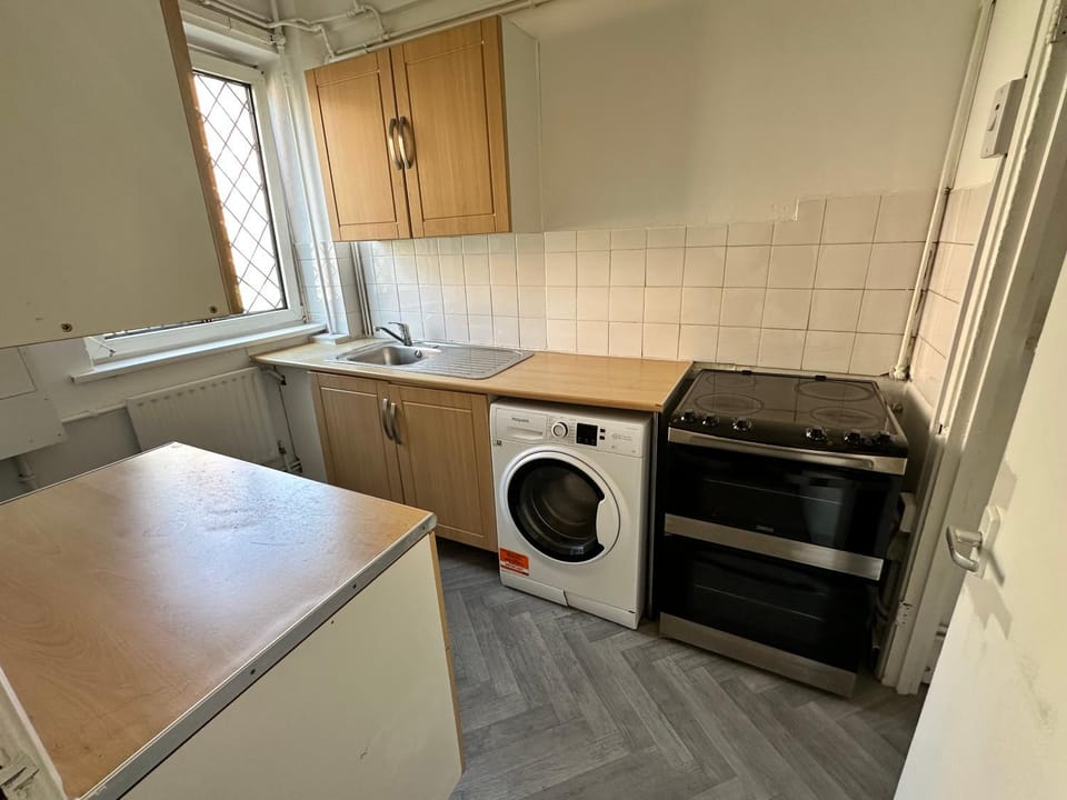 Modern 1-Bed Apartment Southwark Apartment in London Borough of Southwark