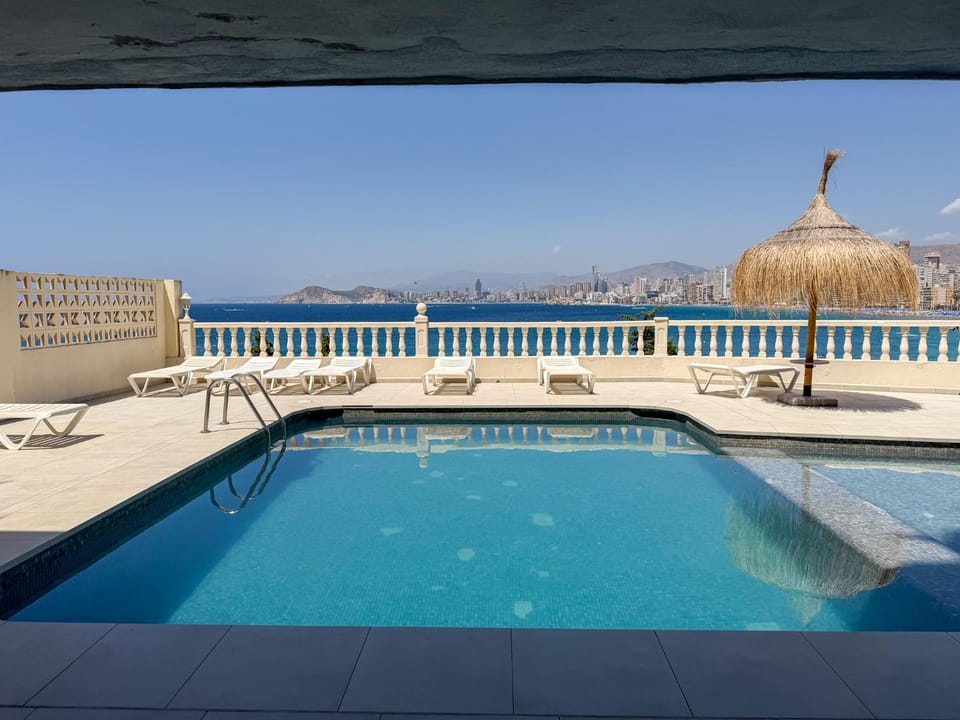 Sea view, Swimming pool