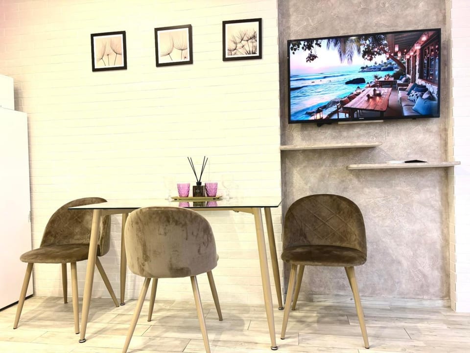 2 комнатная Дельмар ,мост сити #6 Apartment in Dnipro