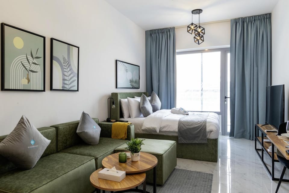Bed, Living room, Photo of the whole room, Seating area