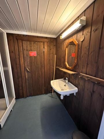 Vikinggrenda 9 - walking distance to everything - ski in and out House in Innlandet