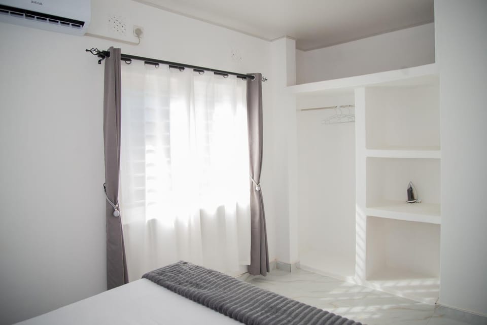 Bedroom, wardrobe