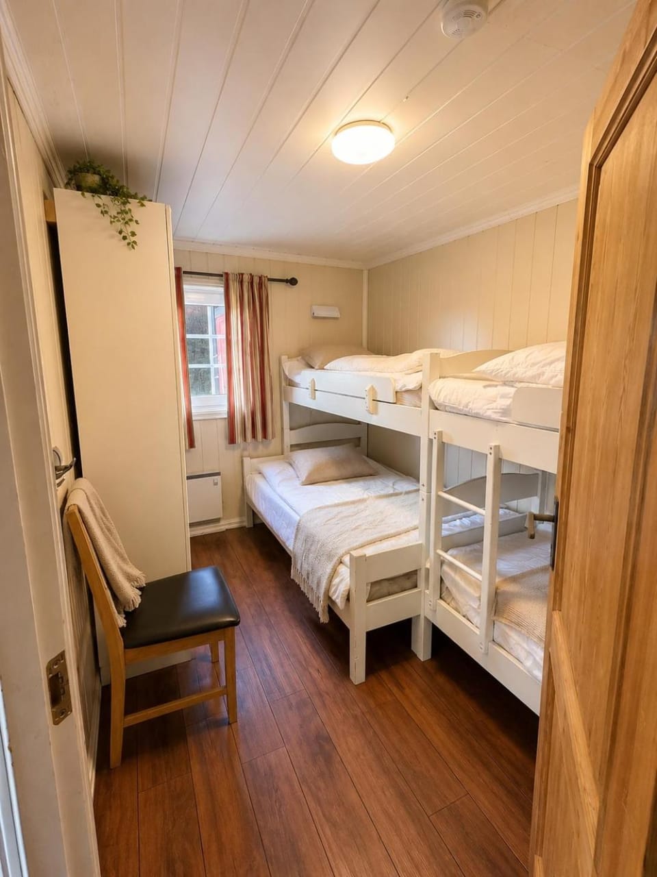 Vikinggrenda 5C - walking distance to everything - ski in and out House in Innlandet