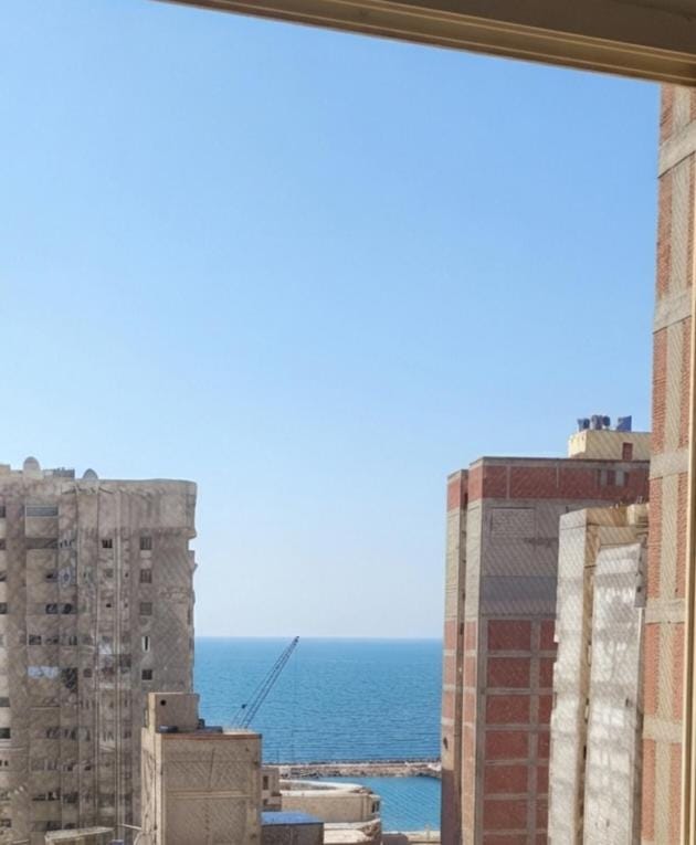 Enjoy a premium stay just 3 minutes away from the sea Apartment in Alexandria