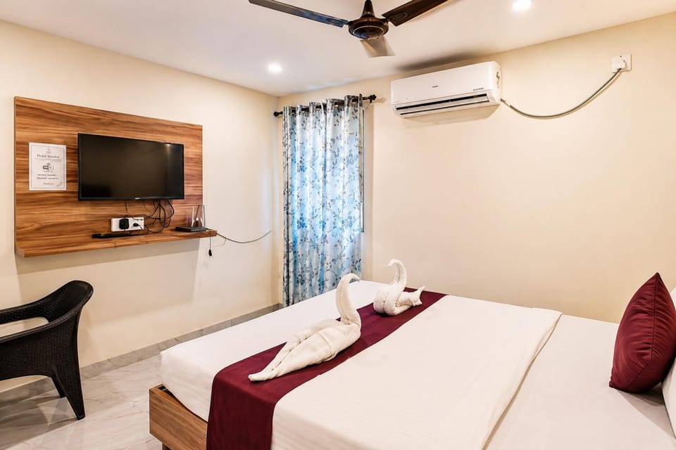 Hotel Seashell by Nidra stays Hotel in Calangute